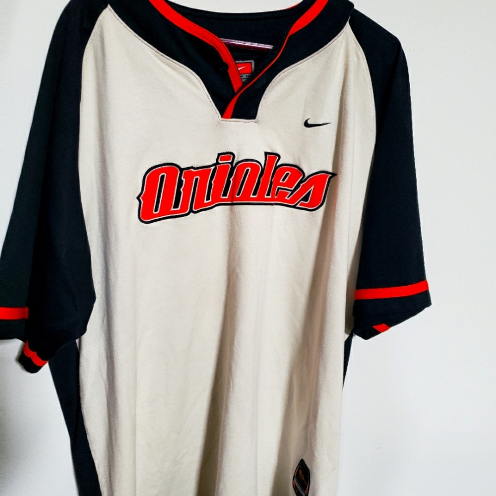 Baltimore 0rioles pullover shirt